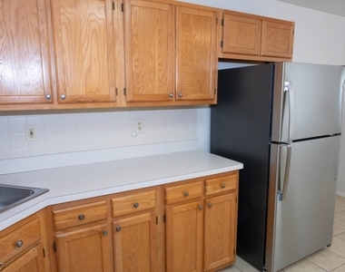 128 Arbor Way - Photo Thumbnail 5
