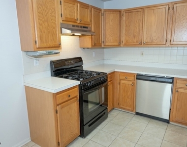 128 Arbor Way - Photo Thumbnail 6