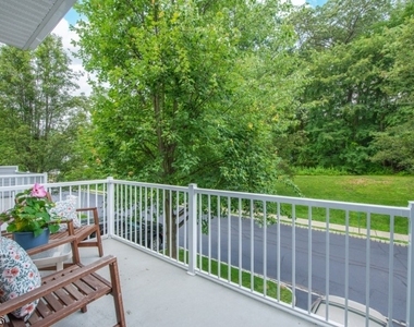 3107 Scenic Ct - Photo Thumbnail 14