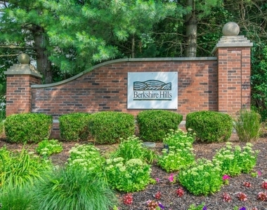 3107 Scenic Ct - Photo Thumbnail 36