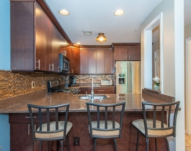 3107 Scenic Ct - Photo Thumbnail 9