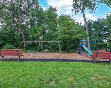 3107 Scenic Ct - Photo Thumbnail 32