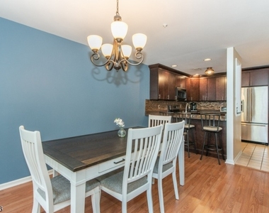 3107 Scenic Ct - Photo Thumbnail 5