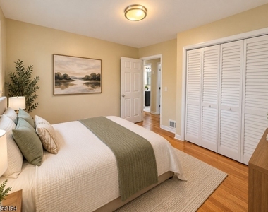 931 Lewis Avenue - Photo Thumbnail 5