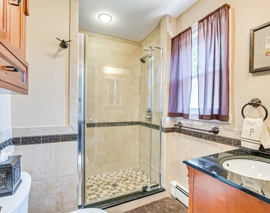 361 Rudolph Ave - Photo Thumbnail 18