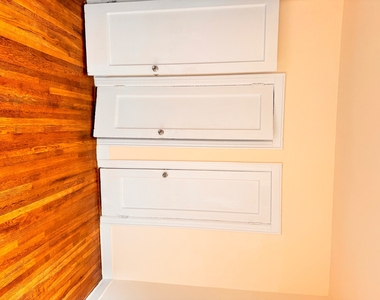 144-44 Sanford Avenue - Photo Thumbnail 7