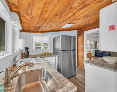 317 Philadelphia Boulevard - Photo Thumbnail 14