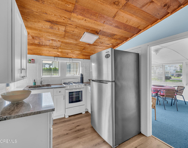 317 Philadelphia Boulevard - Photo Thumbnail 13