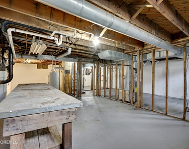 13 Swain Avenue - Photo Thumbnail 35
