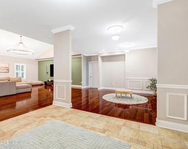 2650 N Cologne Avenue - Photo Thumbnail 7