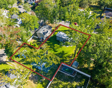 437 Redmond Avenue - Photo Thumbnail 18