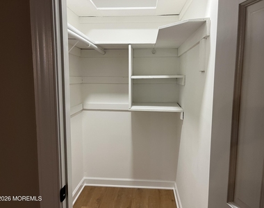 18 Lexington Court - Photo Thumbnail 22
