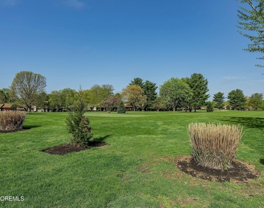18 Lexington Court - Photo Thumbnail 53
