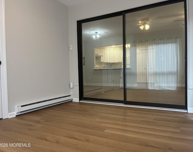 18 Lexington Court - Photo Thumbnail 15