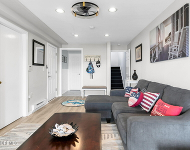 57 Bridgewaters Drive - Photo Thumbnail 18