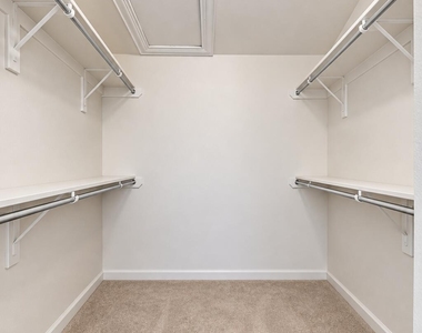 733 Snowdrop Court - Photo Thumbnail 12