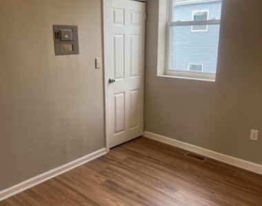 302 3rd Avenue - Photo Thumbnail 8