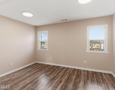 40 Twilight Avenue - Photo Thumbnail 10