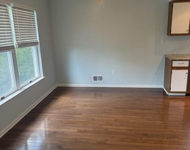 104 Curtis Avenue - Photo Thumbnail 7