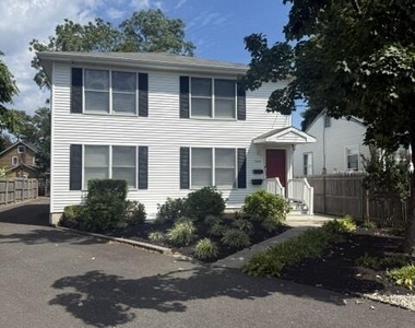 104 Curtis Avenue - Photo Thumbnail 1
