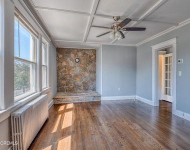65 Atlantic Avenue - Photo Thumbnail 4