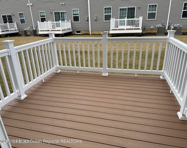 903 Navigator Avenue - Photo Thumbnail 19