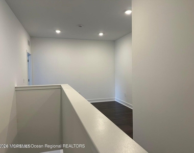 903 Navigator Avenue - Photo Thumbnail 14
