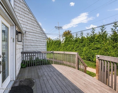 869 Norwood Avenue - Photo Thumbnail 28