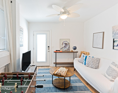 98 Atlantic Avenue - Photo Thumbnail 9