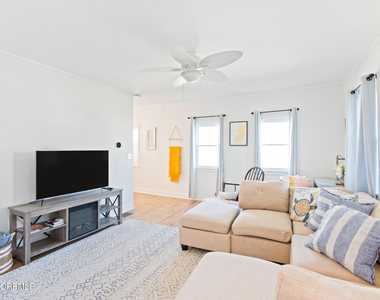 98 Atlantic Avenue - Photo Thumbnail 4