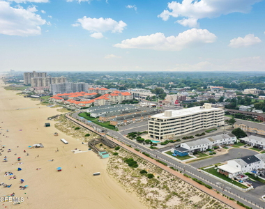 525 Ocean Boulevard - Photo Thumbnail 26