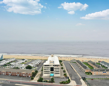 525 Ocean Boulevard - Photo Thumbnail 20