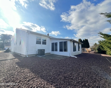 9 Westport Drive - Photo Thumbnail 38