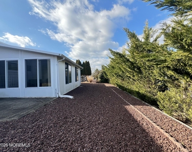 9 Westport Drive - Photo Thumbnail 40