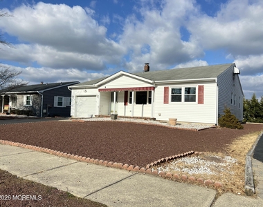 9 Westport Drive - Photo Thumbnail 1