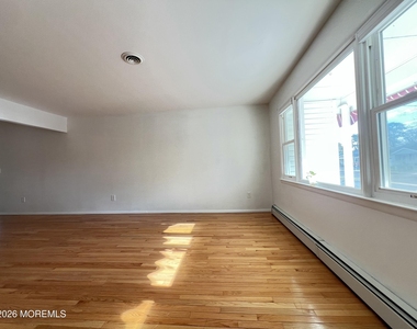 9 Westport Drive - Photo Thumbnail 6