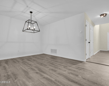 58 Vincent Court - Photo Thumbnail 14