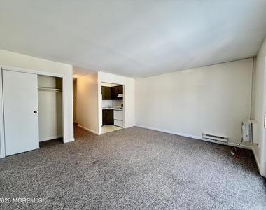 402 Sixth Avenue - Photo Thumbnail 1