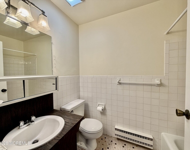 402 Sixth Avenue - Photo Thumbnail 5