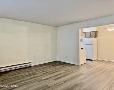 402 Sixth Avenue - Photo Thumbnail 5