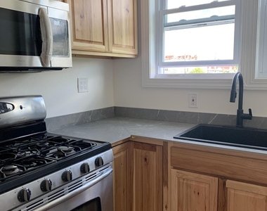 706 2nd Avenue - Photo Thumbnail 2