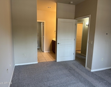 1117 E 8th Street - Photo Thumbnail 11