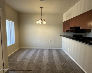 1117 E 8th Street - Photo Thumbnail 2