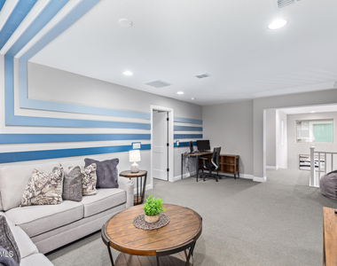 25296 N 164th Drive - Photo Thumbnail 37