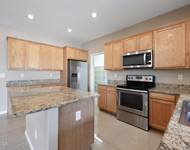 2684 E Birchwood Place - Photo Thumbnail 14
