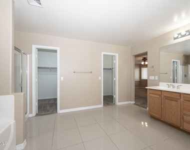 2684 E Birchwood Place - Photo Thumbnail 23