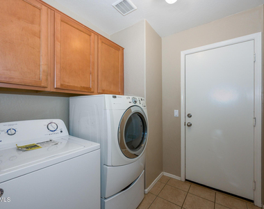 1843 E Ebony Place - Photo Thumbnail 21