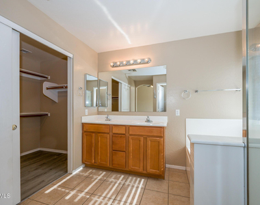 1843 E Ebony Place - Photo Thumbnail 15