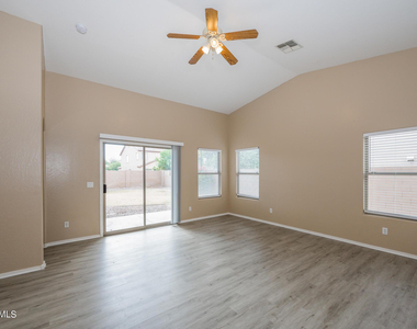 1843 E Ebony Place - Photo Thumbnail 9