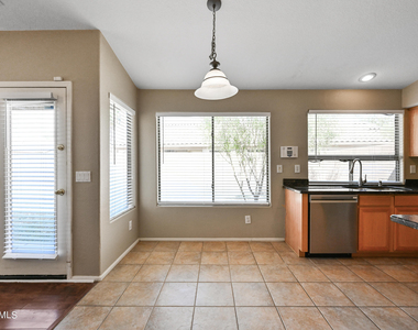 43863 W Cahill Drive - Photo Thumbnail 13